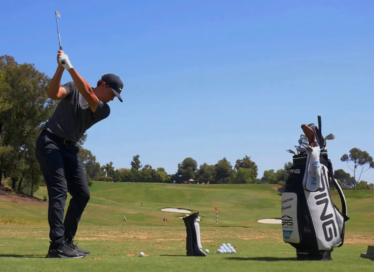 Uneekor Eye Mini On the Driving Range with Ping Golf Staffer